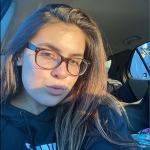 Meet your Posher, Lindsey